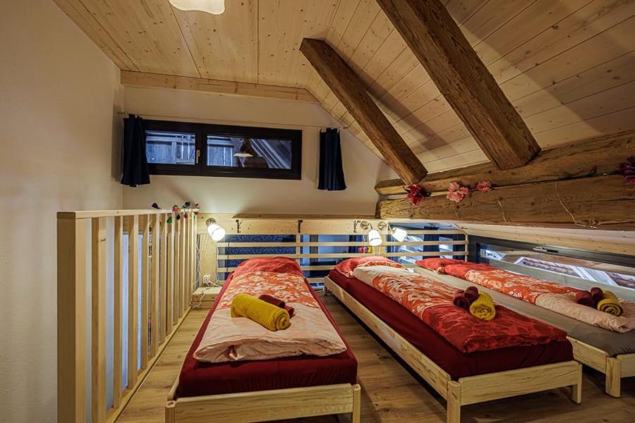 Uelis-Stoeckli-Gaestezimmer Auf Bauernhof Mit Billiard Und Alpakatrekking Meikirch Extérieur photo
